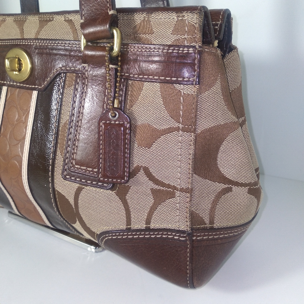 SOLD Authentic Vintage Coach Hampton Signature Stripe C Monogram Canvas Bag - Picture 6 of 14